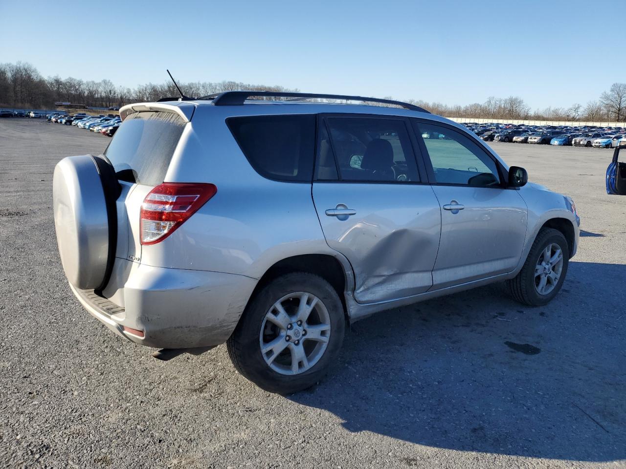 2011 Toyota RAV 4 - Image 3