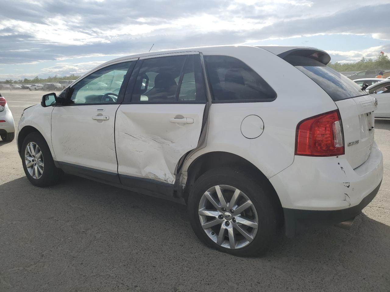 2014 Ford Edge - Image 2