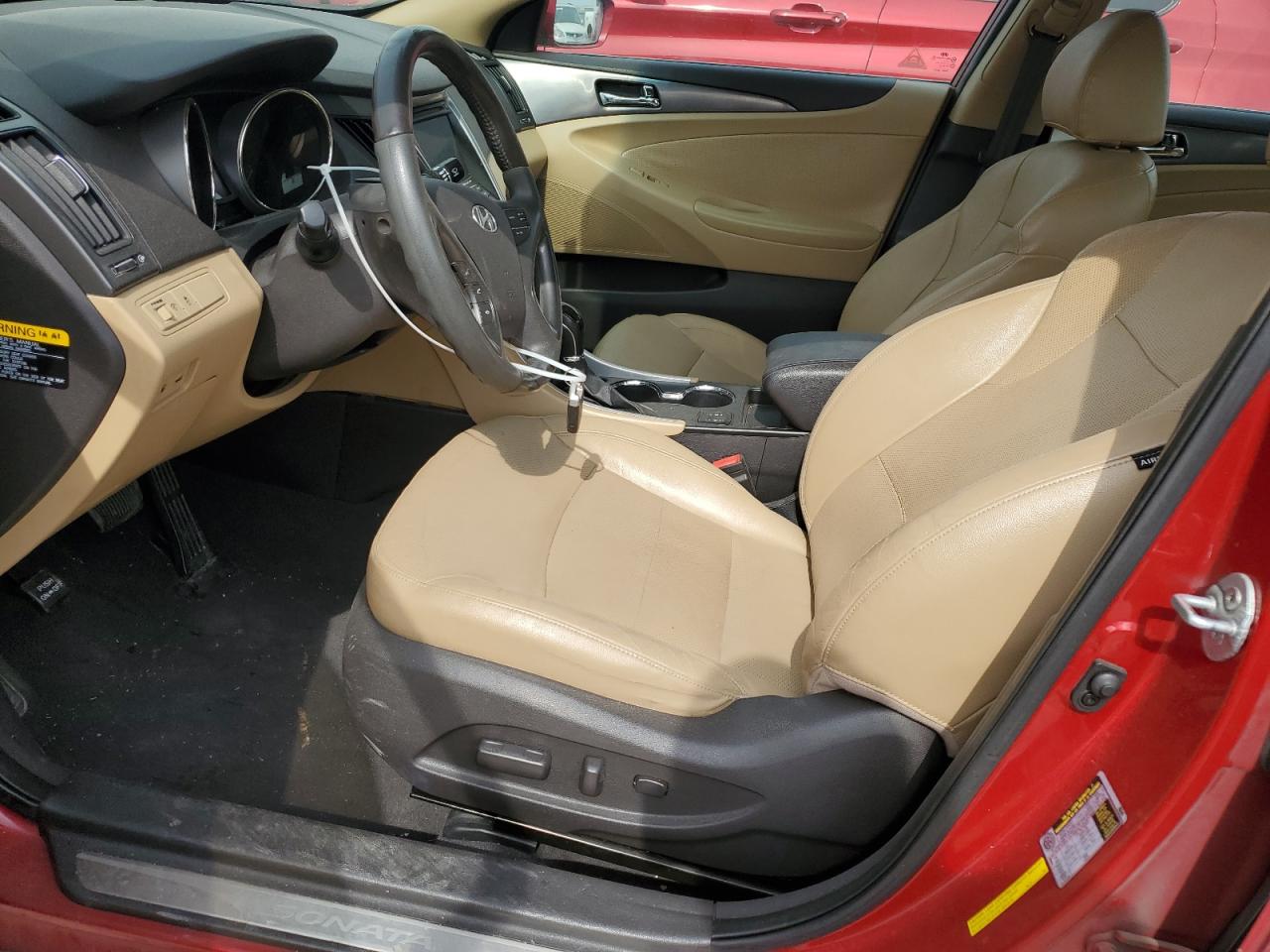 2011 Hyundai Sonata - Image 7