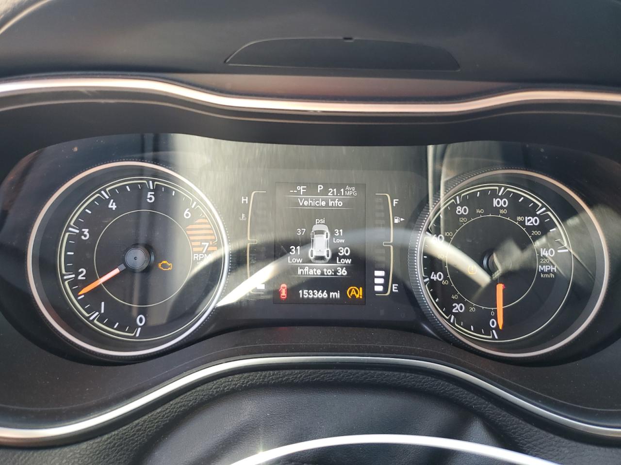 2019 Jeep Grand Cherokee - Image 9