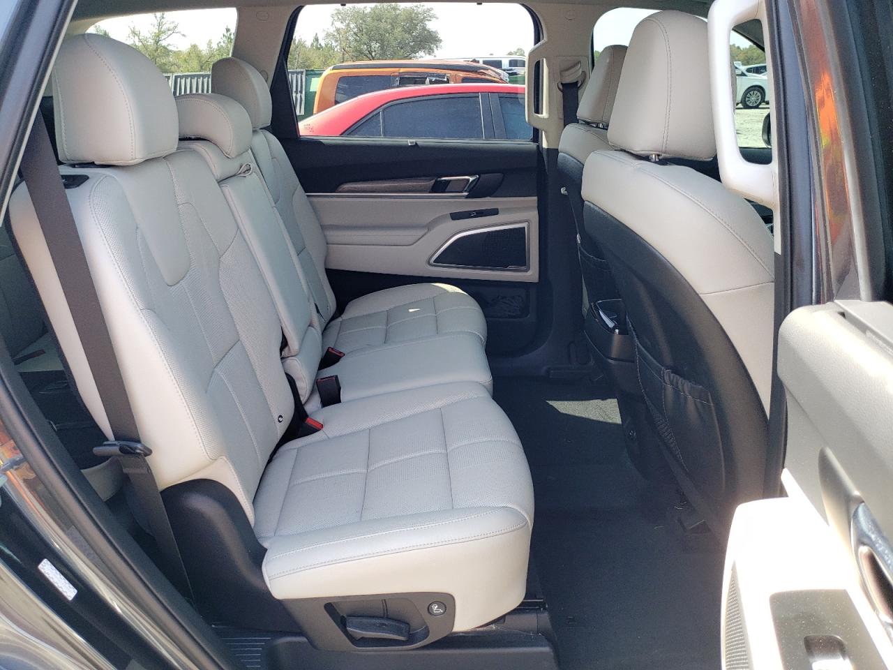 2020 Kia Telluride - Image 11