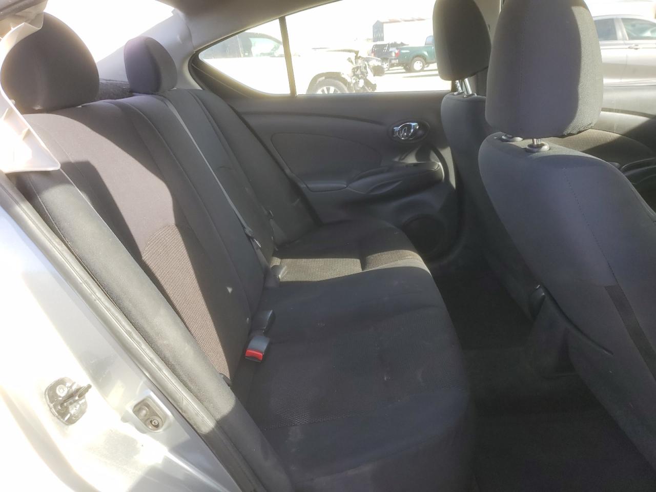 2013 Nissan Versa - Image 10