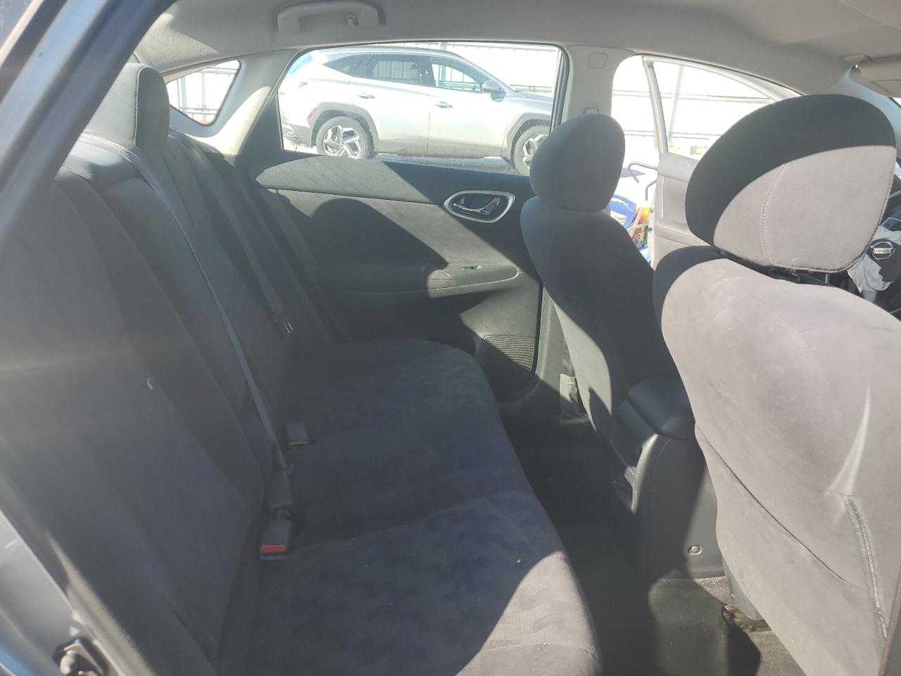 2013 Nissan Sentra - Image 11