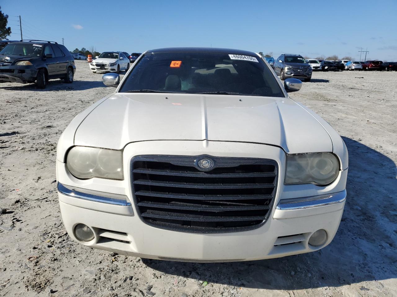 2006 Chrysler 300 - Image 5
