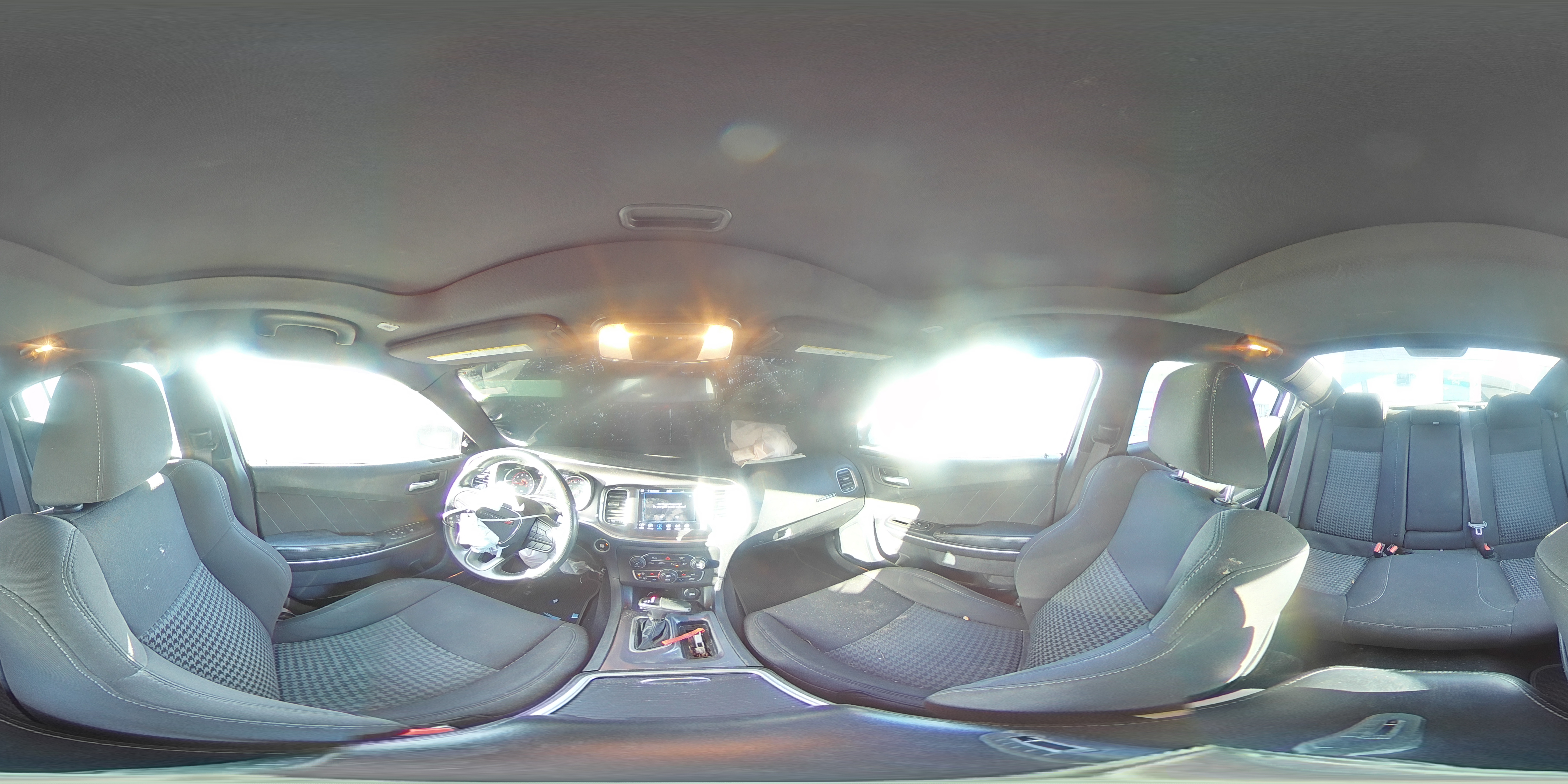 2021 Dodge Charger - Image 13