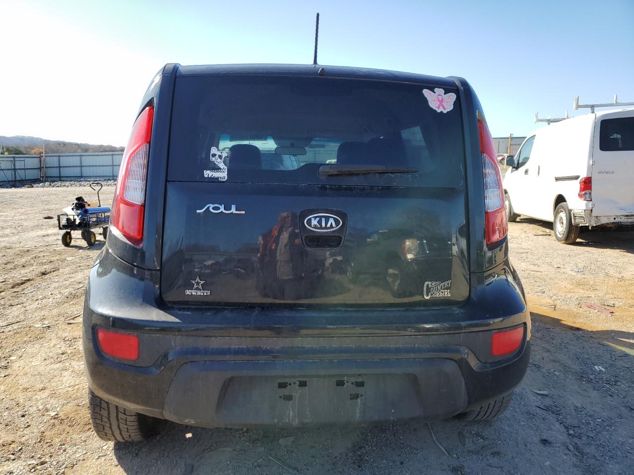 2012 Kia Soul + VIN: KNDJT2A61C7408965 Lot: 50518905