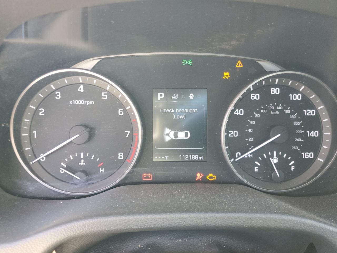 2018 Hyundai Elantra - Image 9