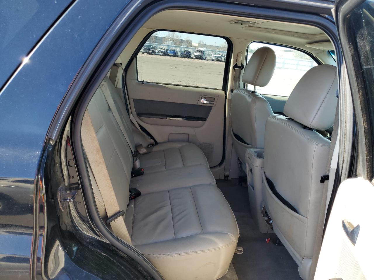 2009 Ford Escape - Image 11