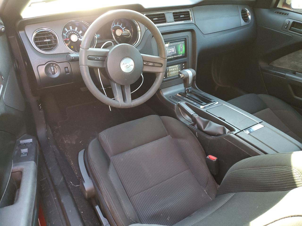 2010 Ford Mustang - Image 8