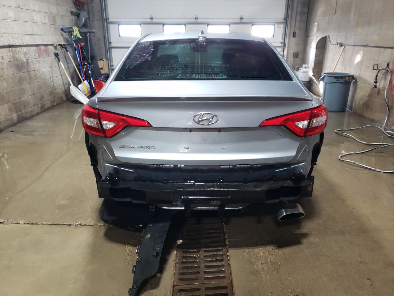 2017 Hyundai Sonata - Image 6