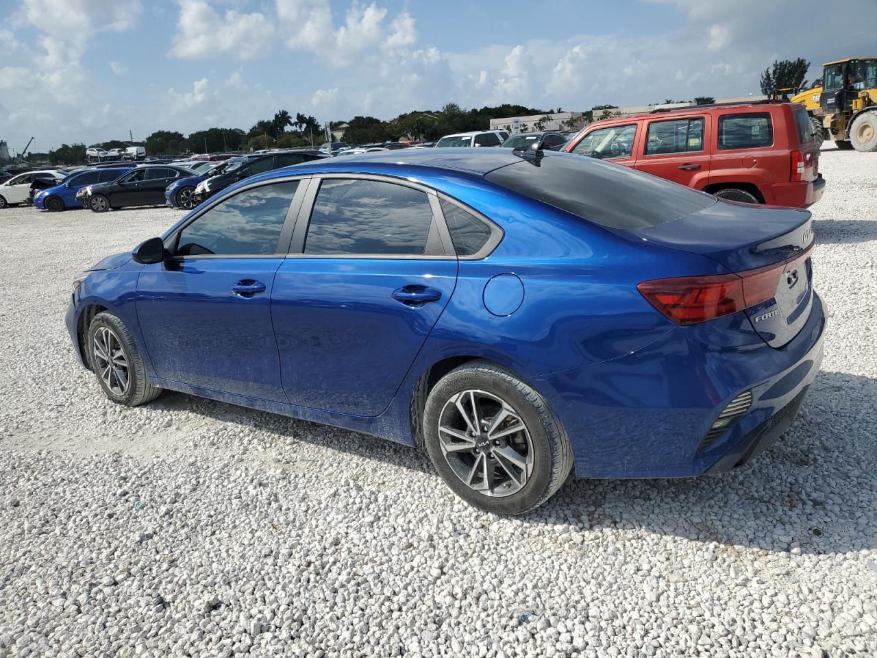 2022 Kia Forte - Image 2