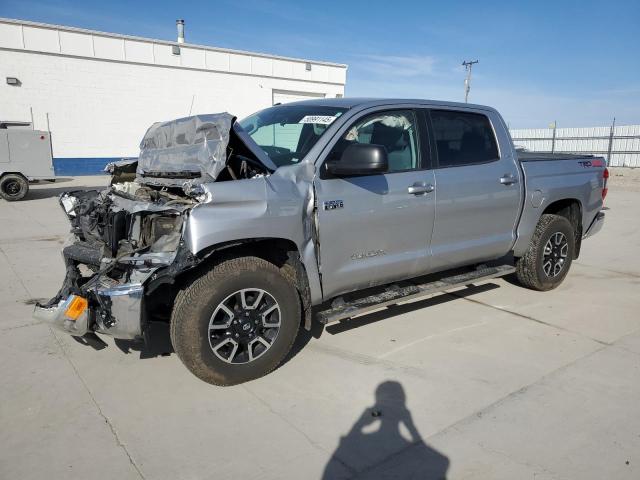 2014 Toyota Tundra Crewmax Sr5