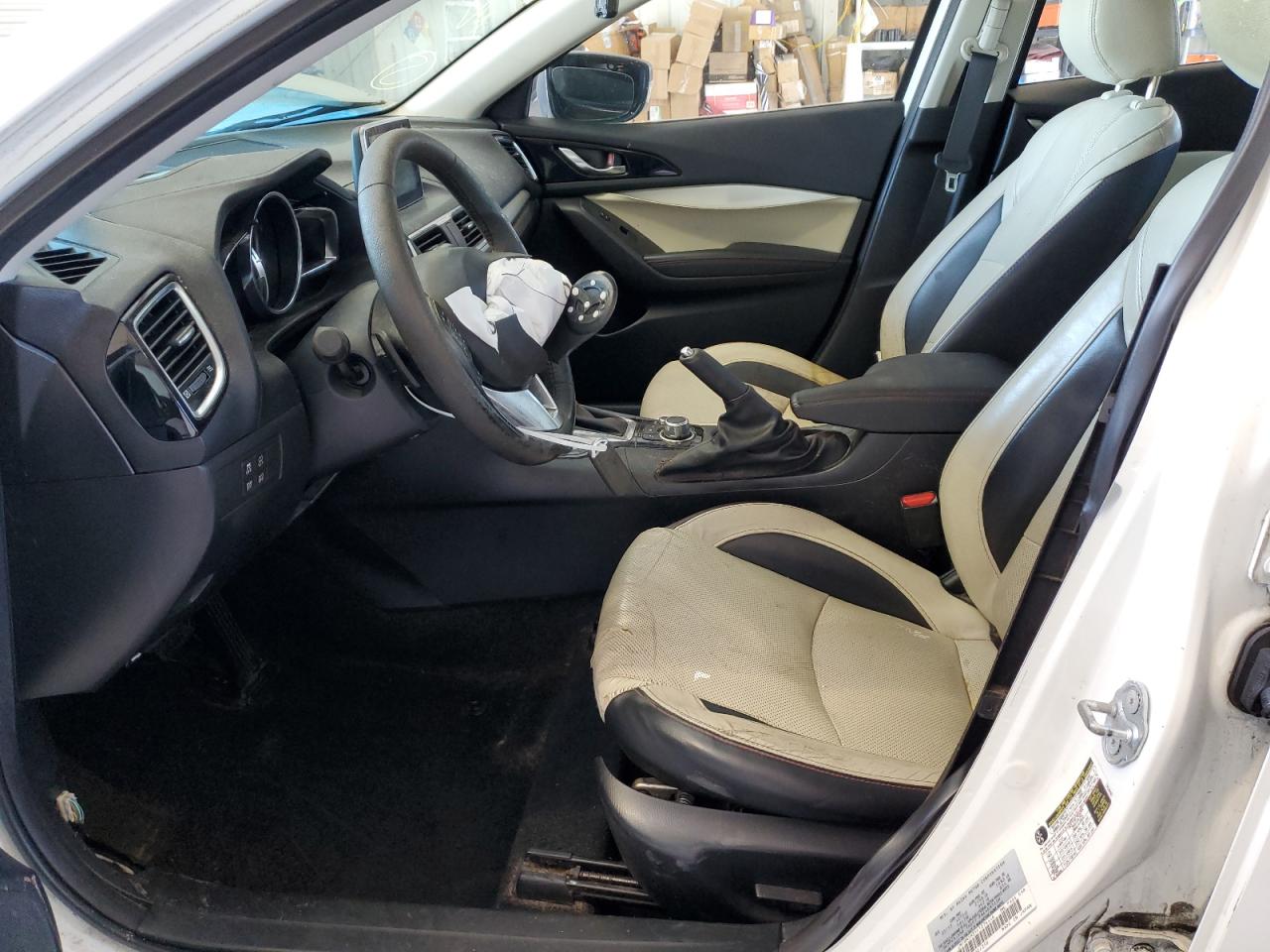 2015 Mazda 3 - Image 7