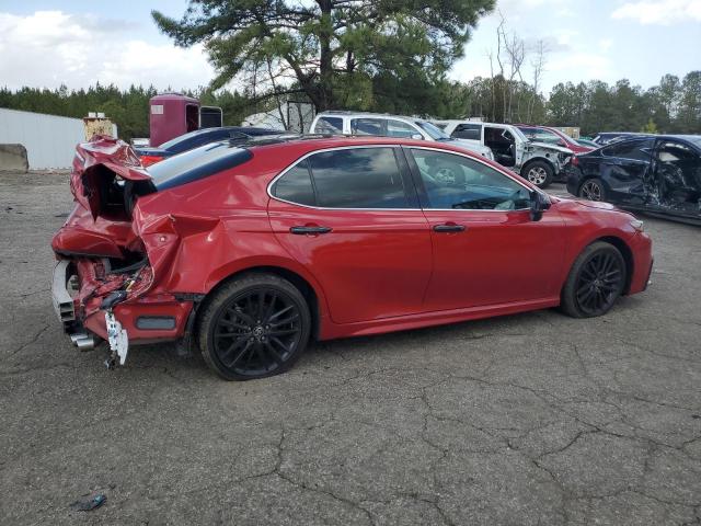  TOYOTA CAMRY 2021 Czerwony