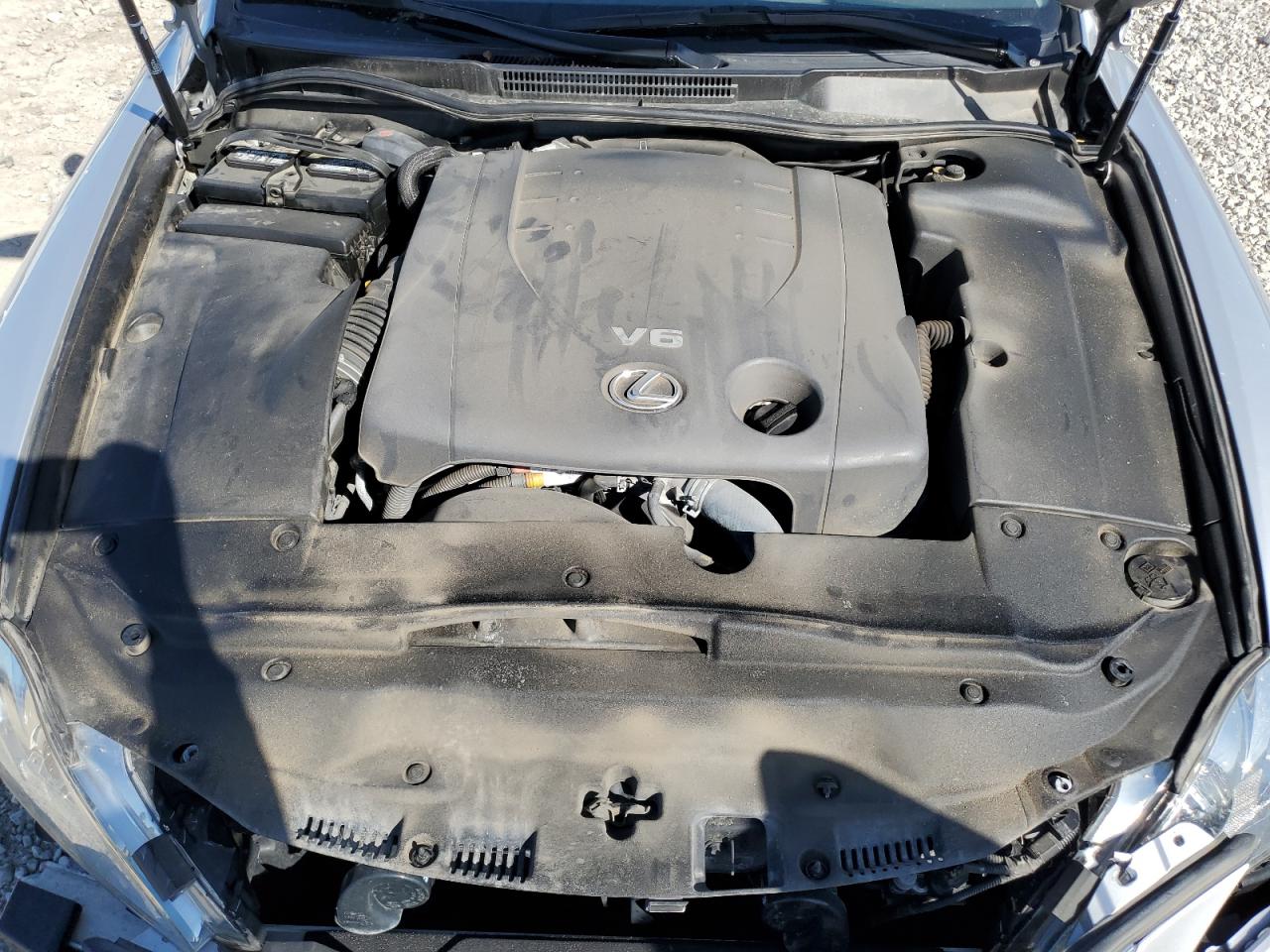 2012 Lexus IS - Image 13