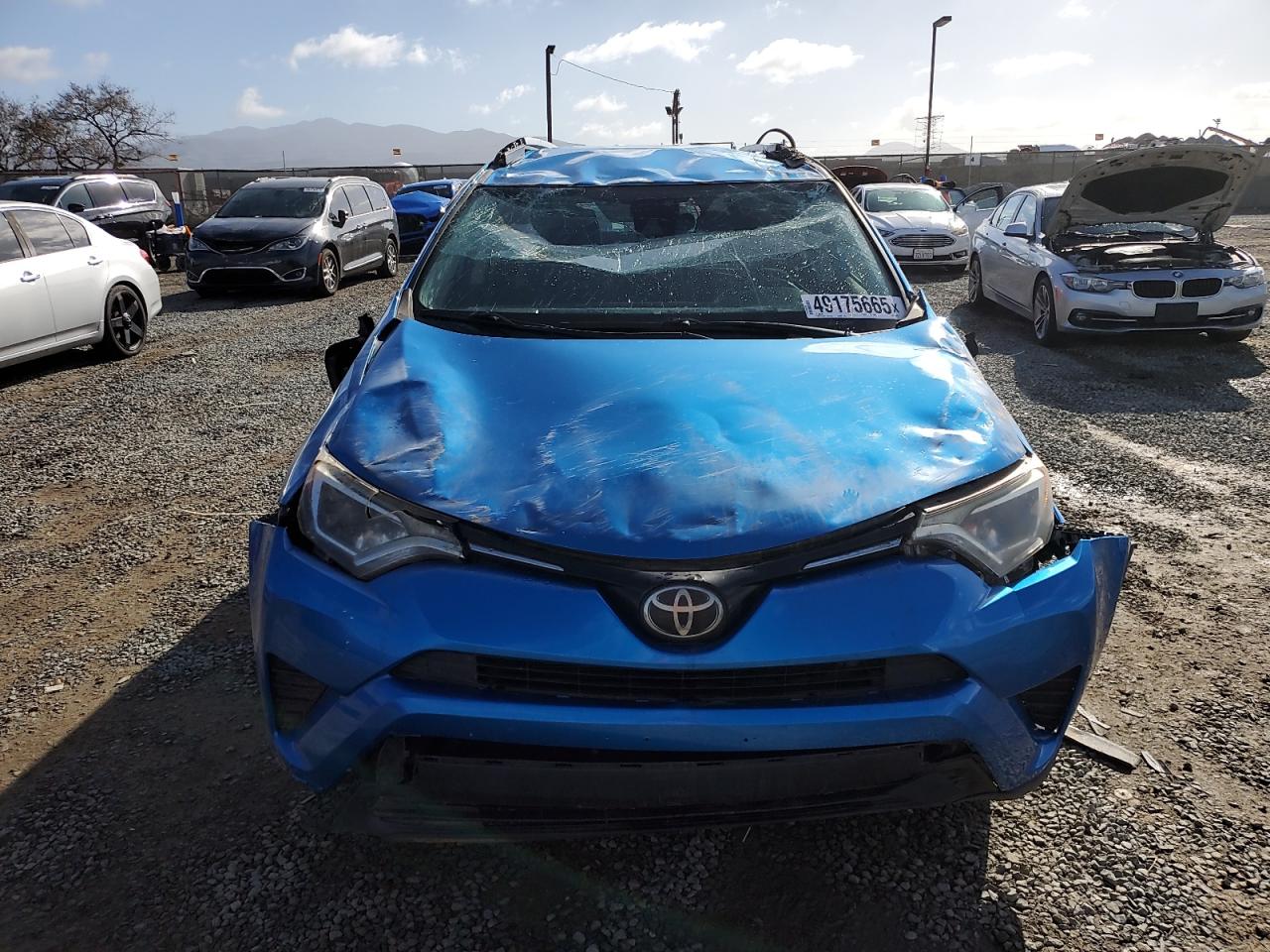 2017 Toyota RAV 4 - Image 5