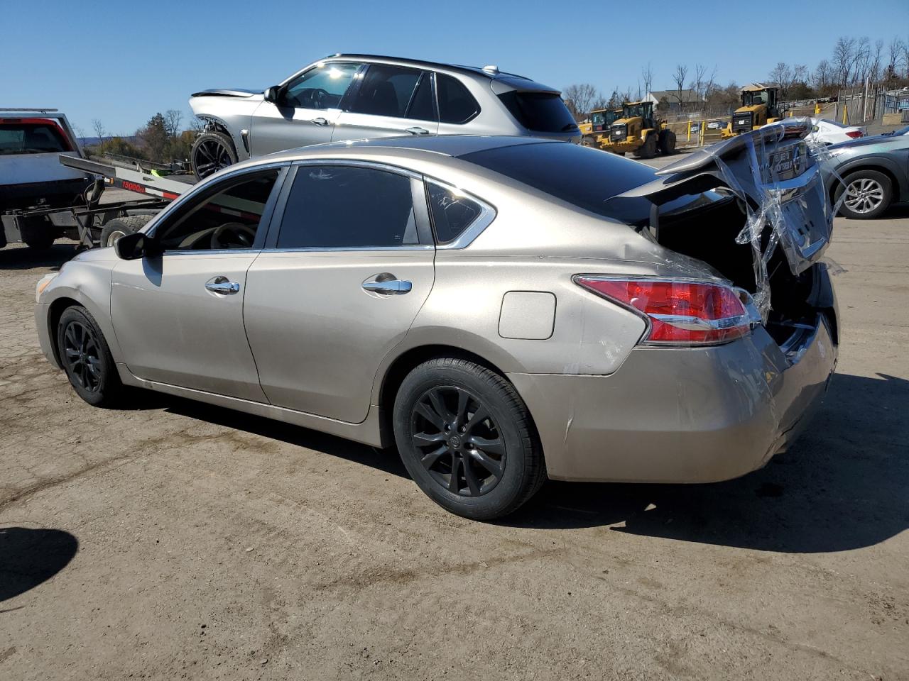 2014 Nissan Altima - Image 2