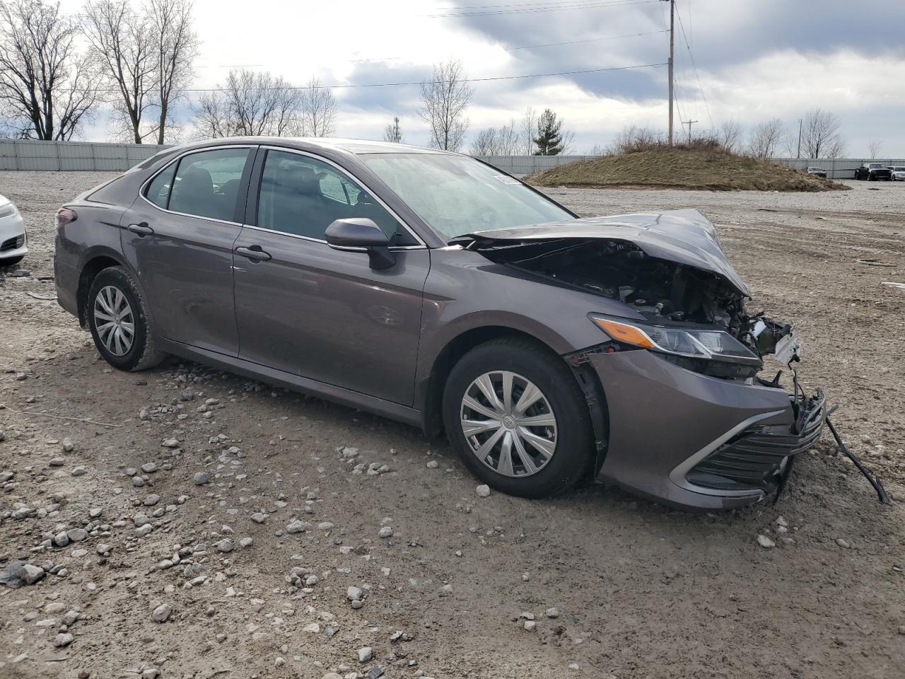 2022 Toyota Camry - Image 4