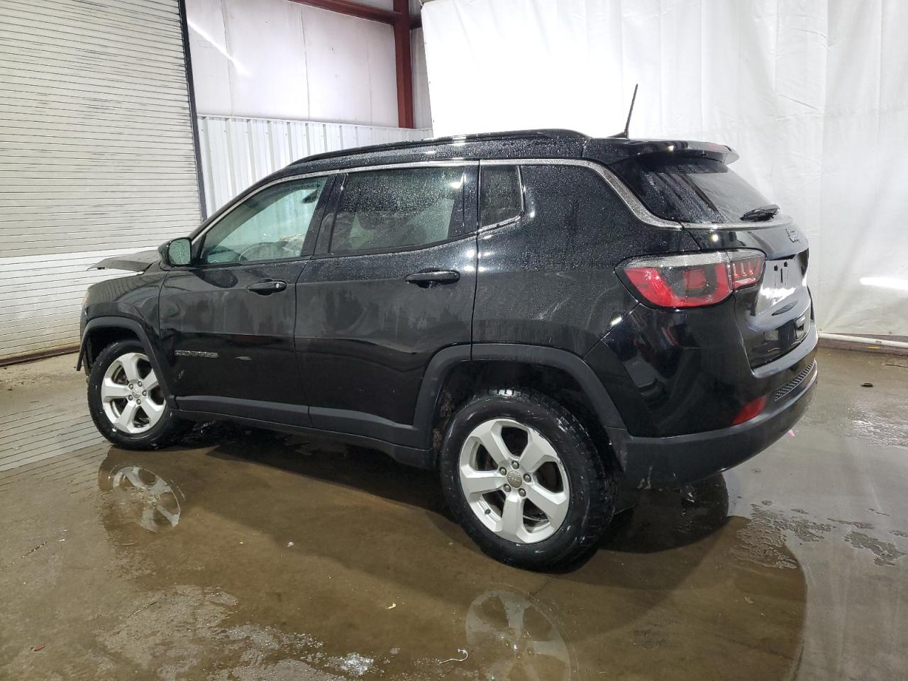 2020 Jeep Compass - Image 2