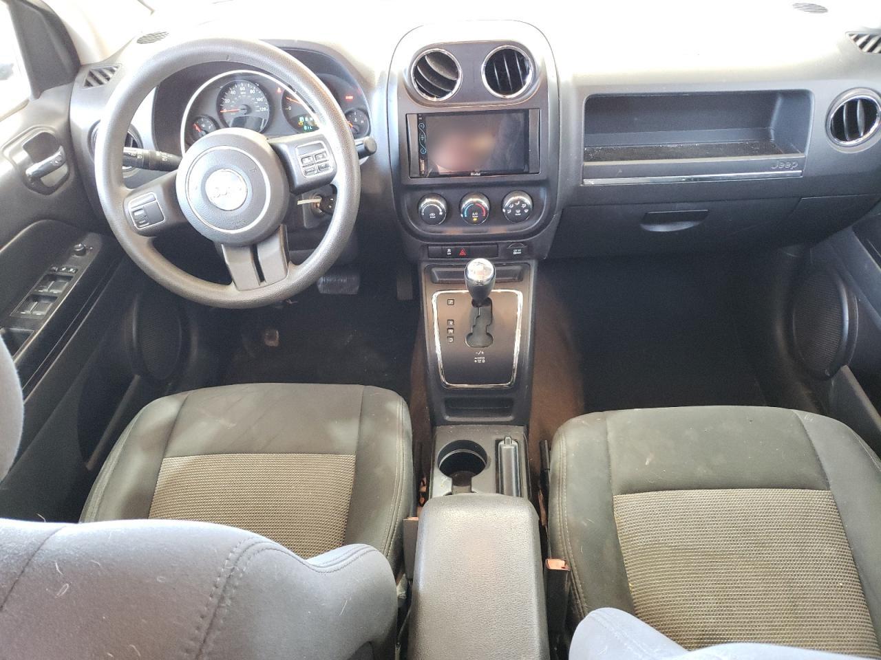 2013 Jeep Compass - Image 8