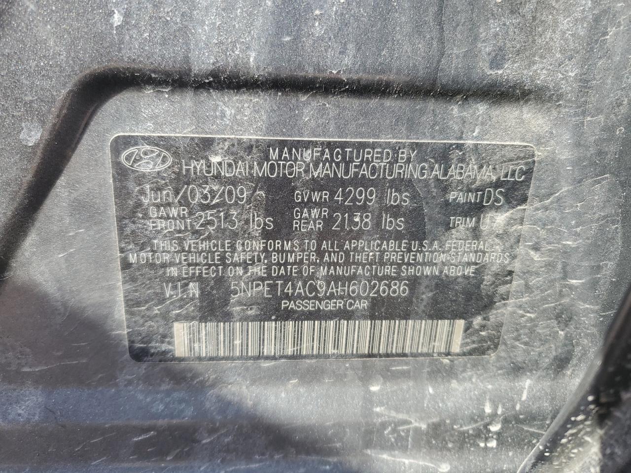 2010 Hyundai Sonata - Image 13