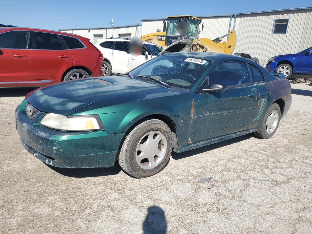2000 Ford Mustang for Sale in Kansas City, KS - Side