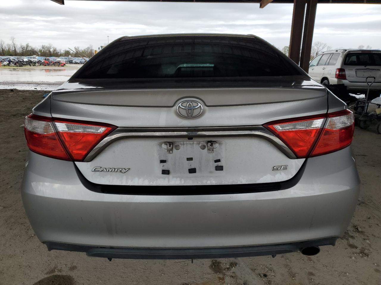 2015 Toyota Camry - Image 6