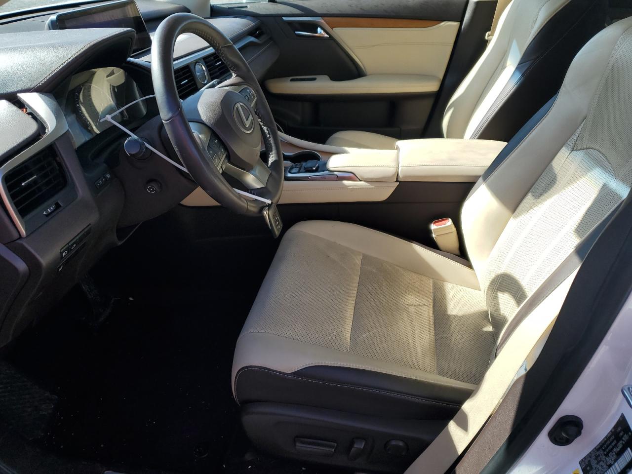 2017 Lexus RX - Image 7