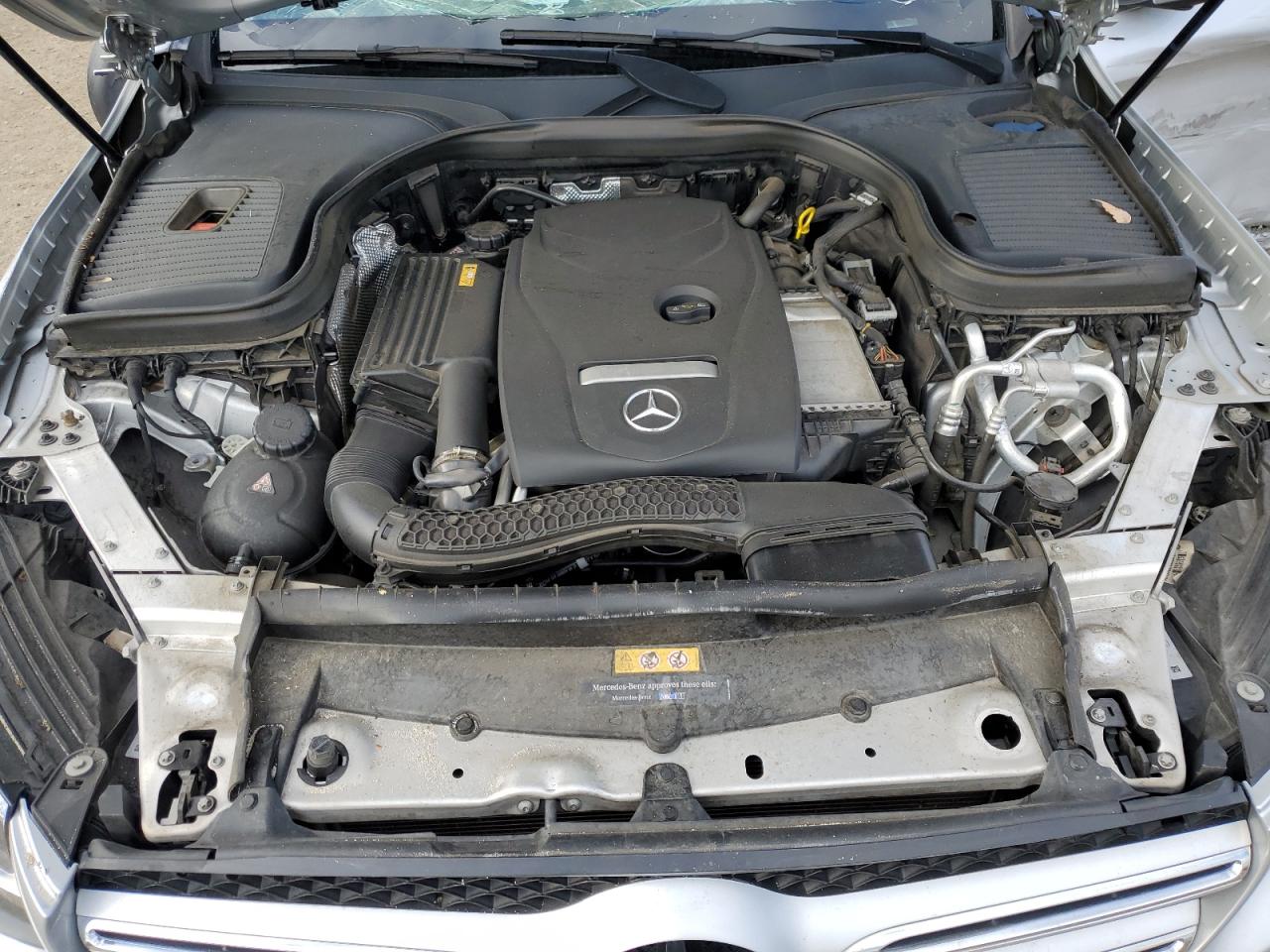 2016 Mercedes-Benz GLC - Image 12