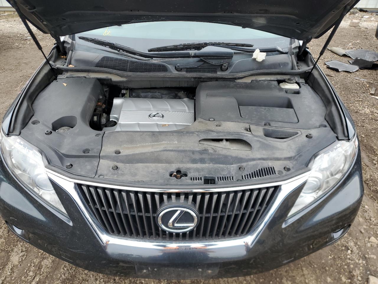 2010 Lexus RX - Image 12
