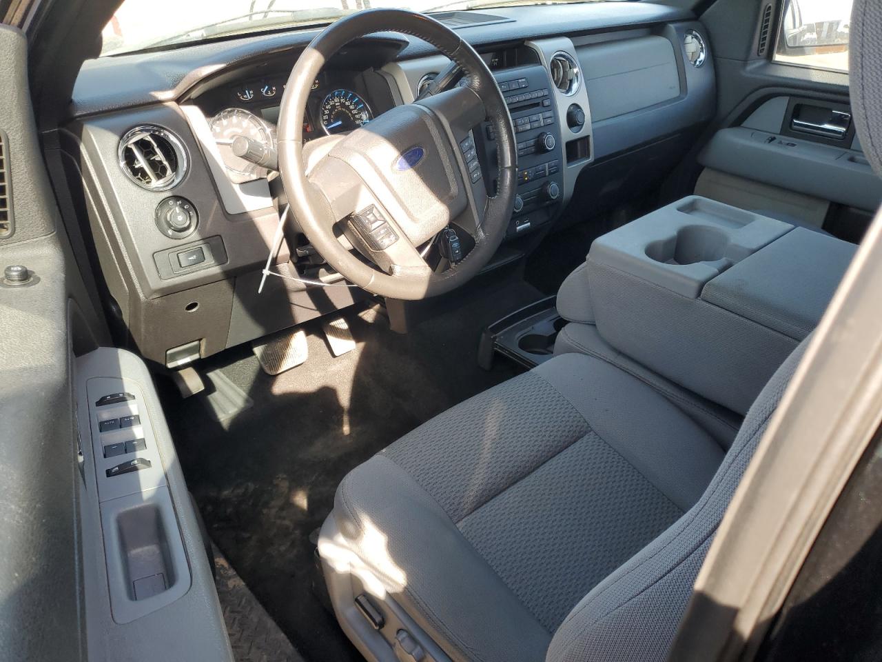 2012 Ford F-150 - Image 8