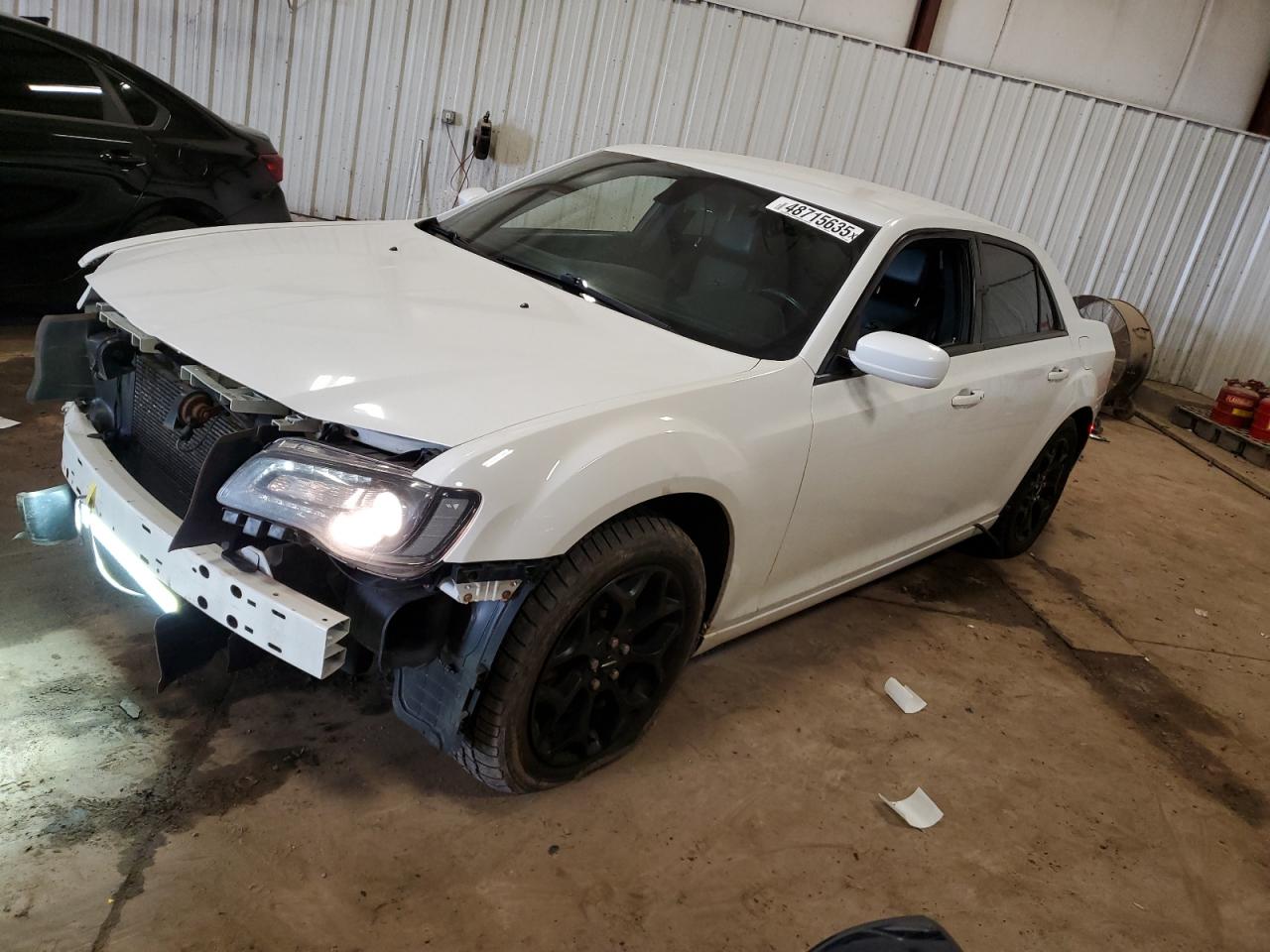 2016 Chrysler 300 S for Sale in Lansing, MI - Front End