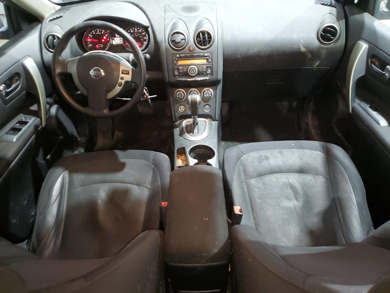 2011 Nissan Rogue - Image 8