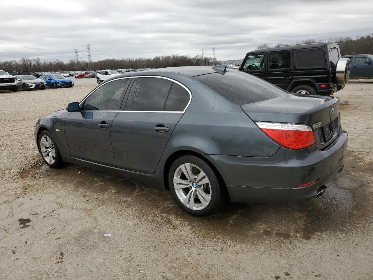 2010 BMW 5er - Image 2