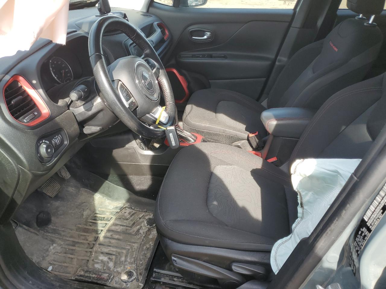 2016 Jeep Renegade - Image 7