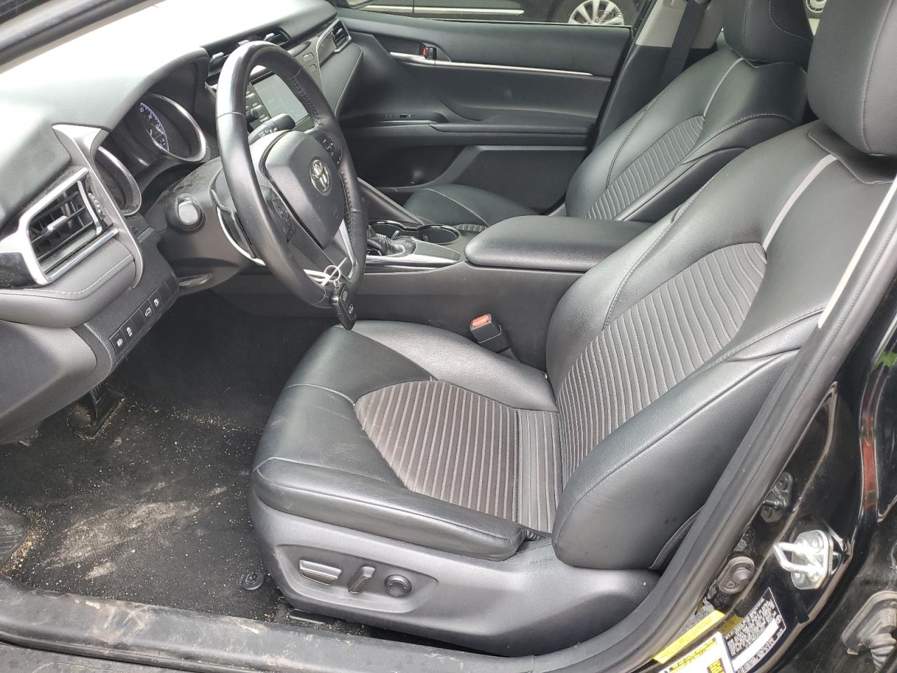 2018 Toyota Camry - Image 7