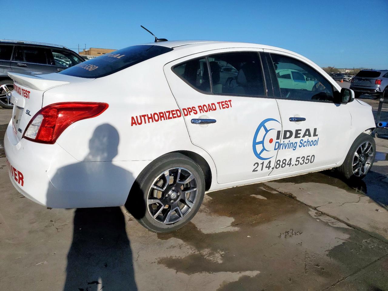 2014 Nissan Versa - Image 3