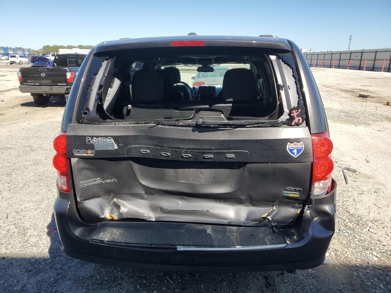 2018 Dodge Caravan - Image 6