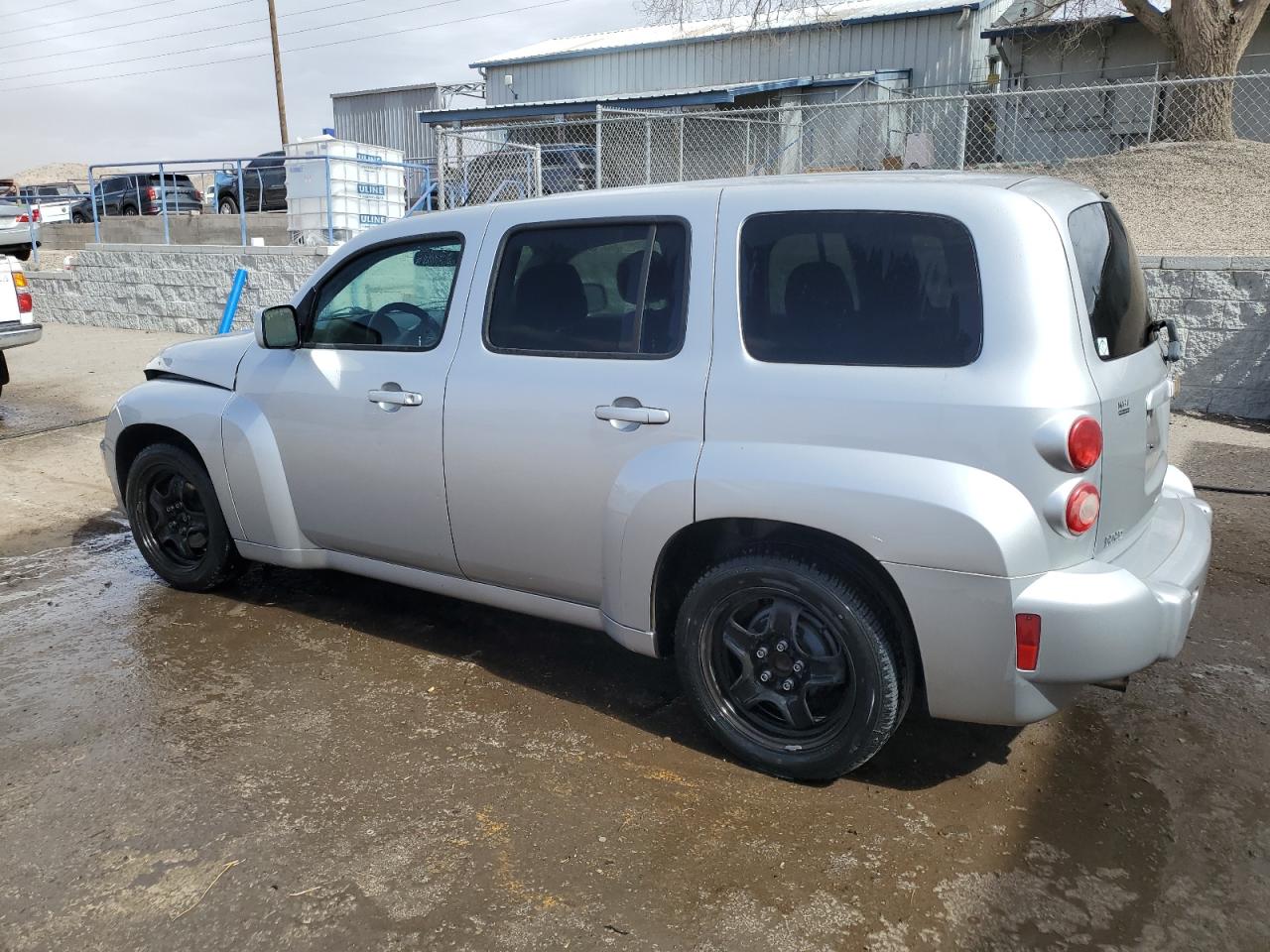 2011 Chevrolet HHR - Image 2