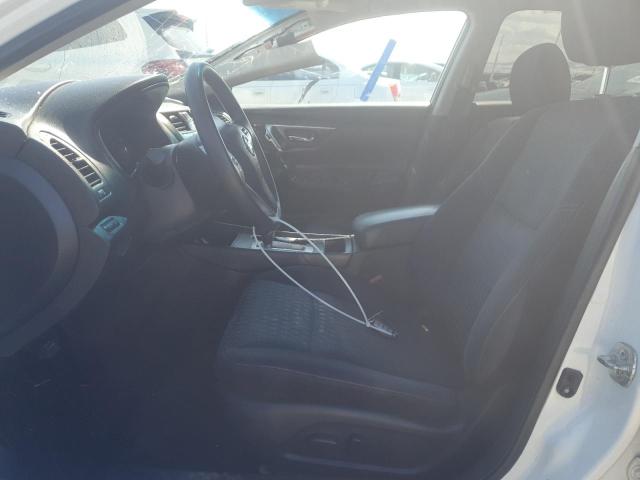 Sedans NISSAN ALTIMA 2016 Biały