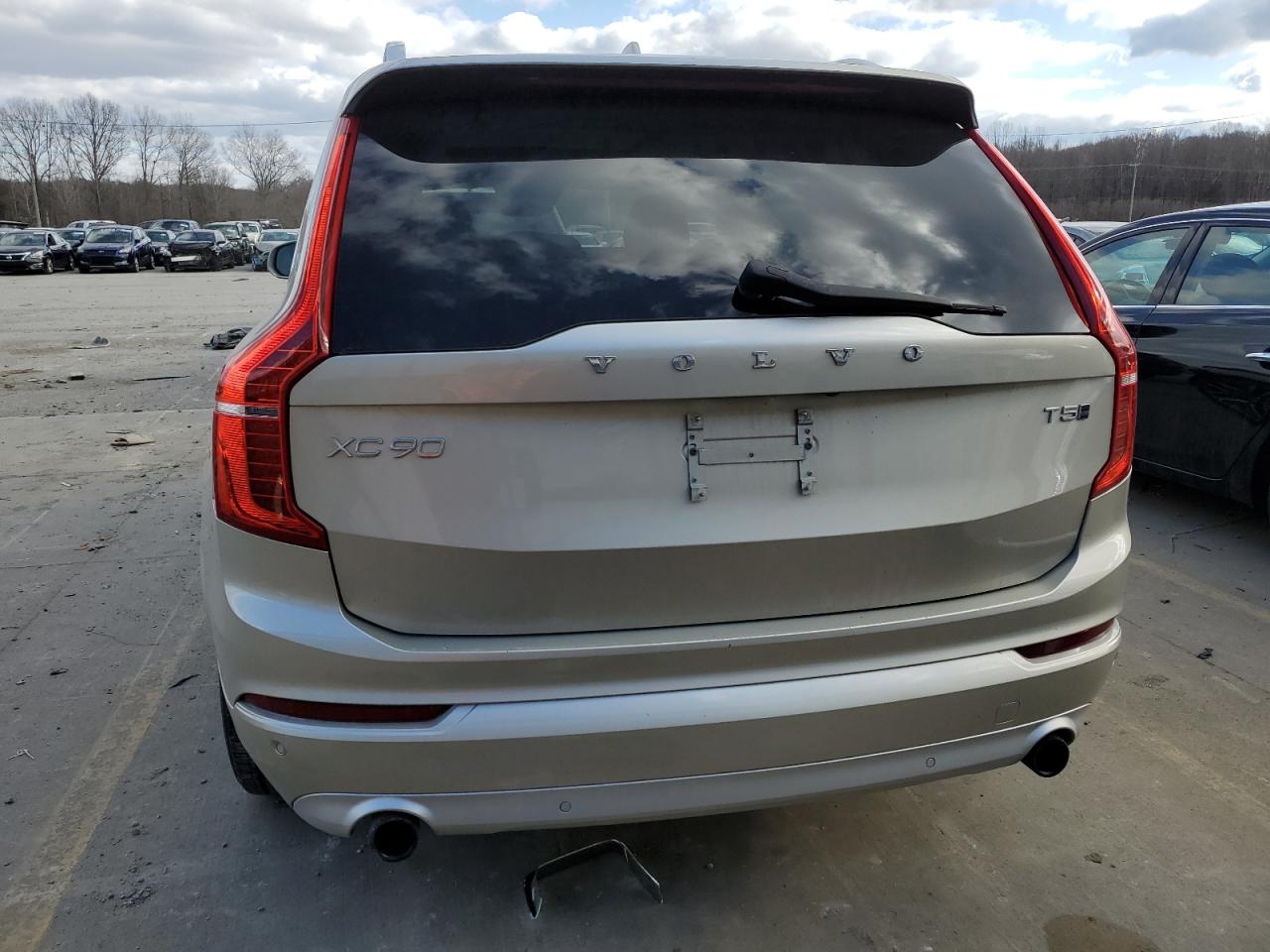 2018 Volvo XC90 - Image 6