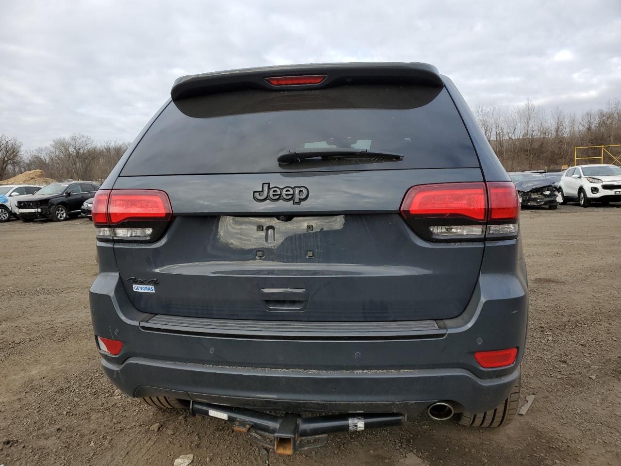 2018 Jeep Grand Cherokee - Image 6