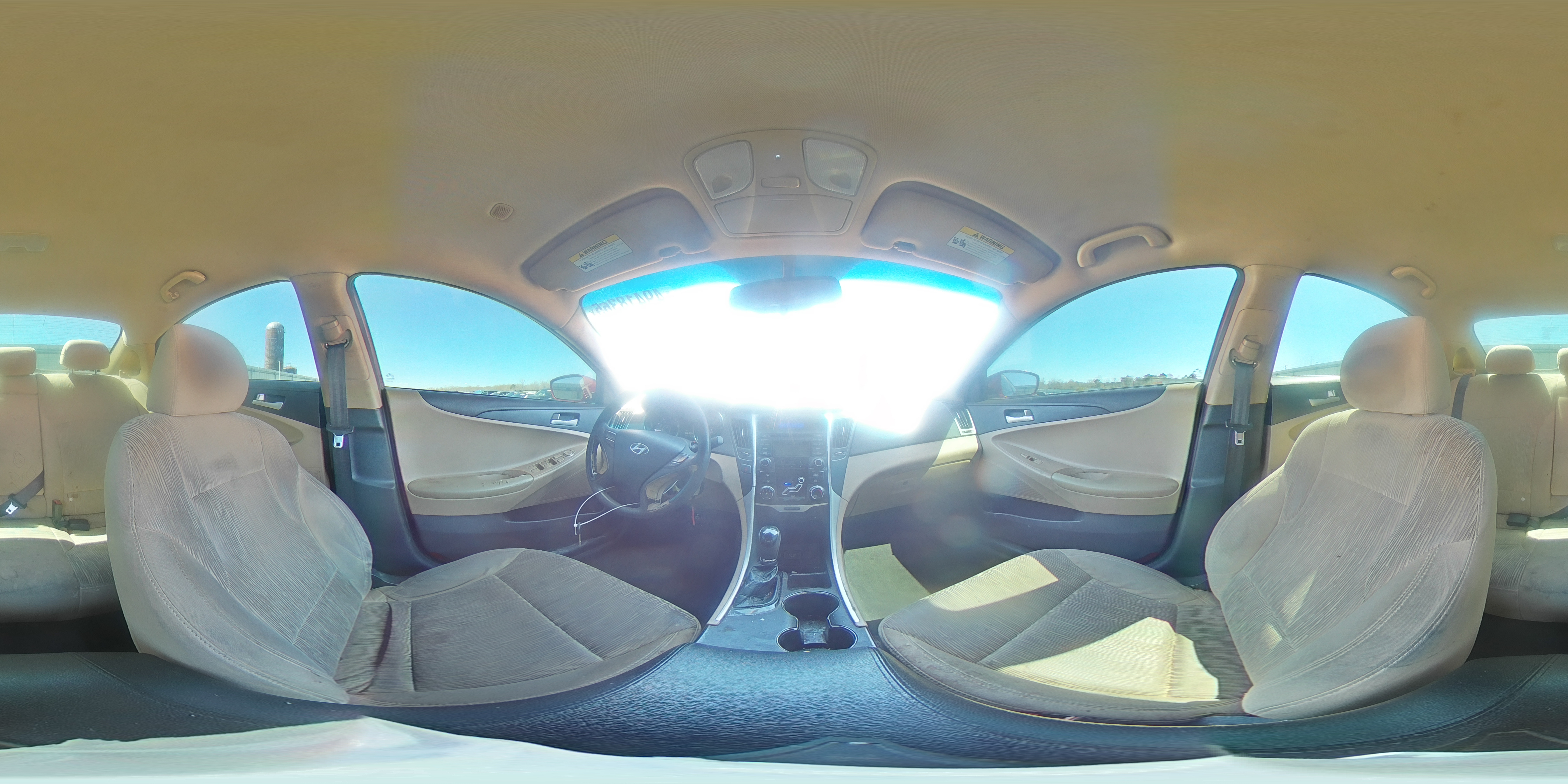 2012 Hyundai Sonata - Image 13