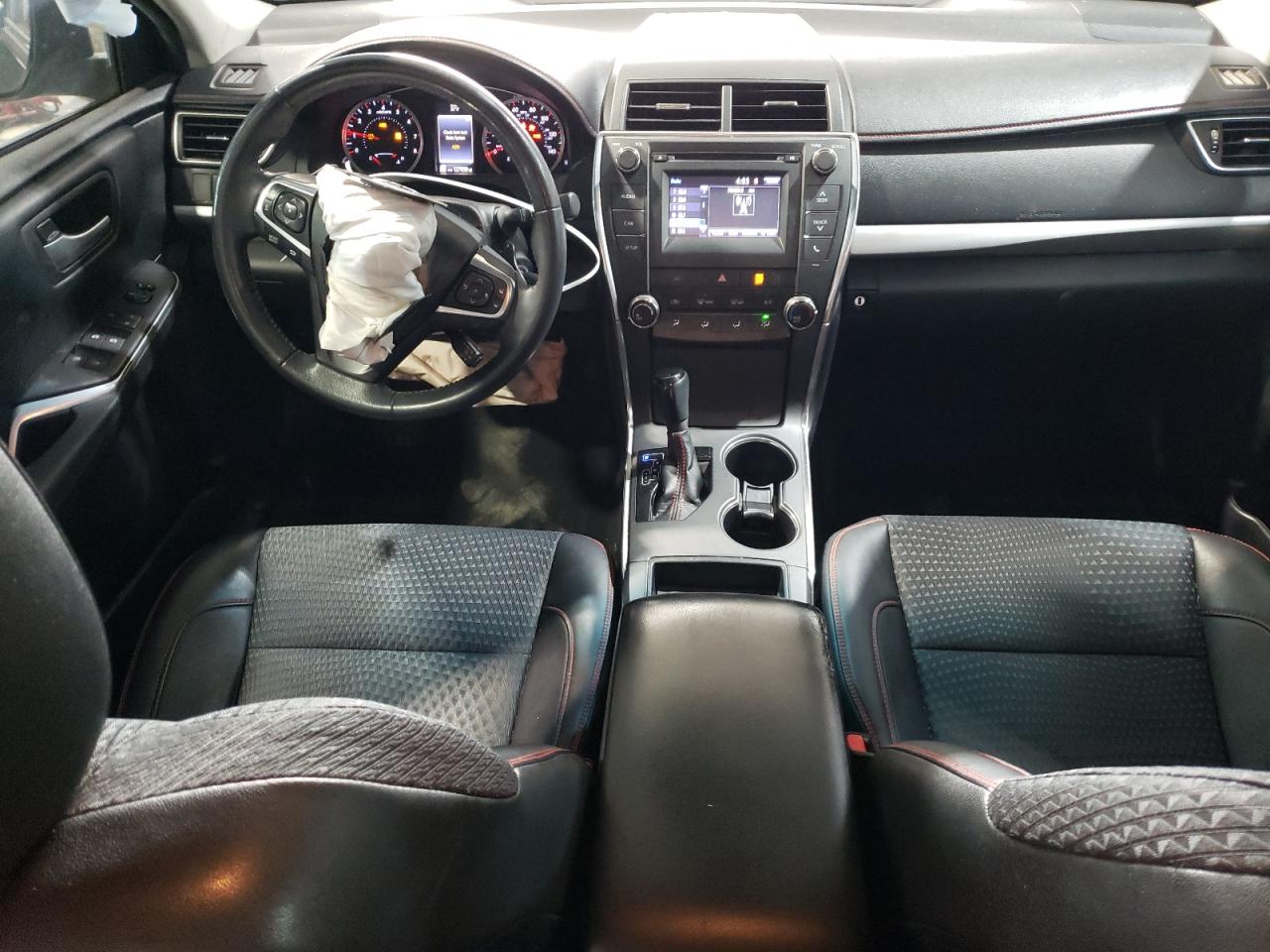 2015 Toyota Camry - Image 8