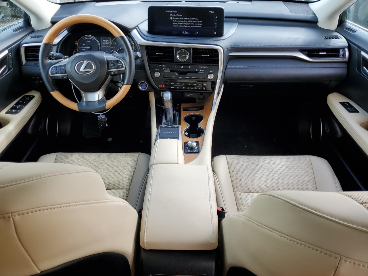 2022 Lexus RX - Image 8