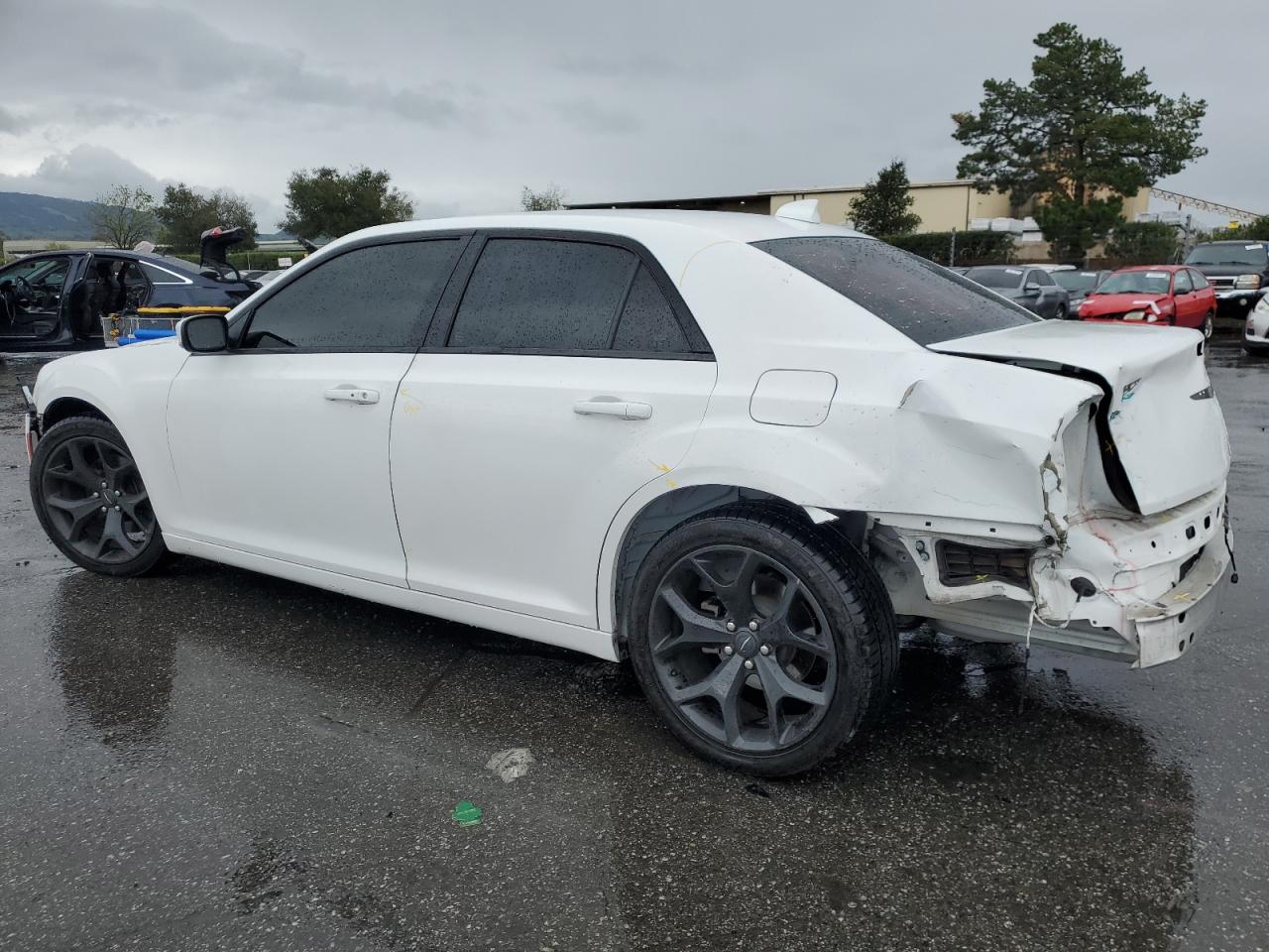 2021 Chrysler 300 - Image 2