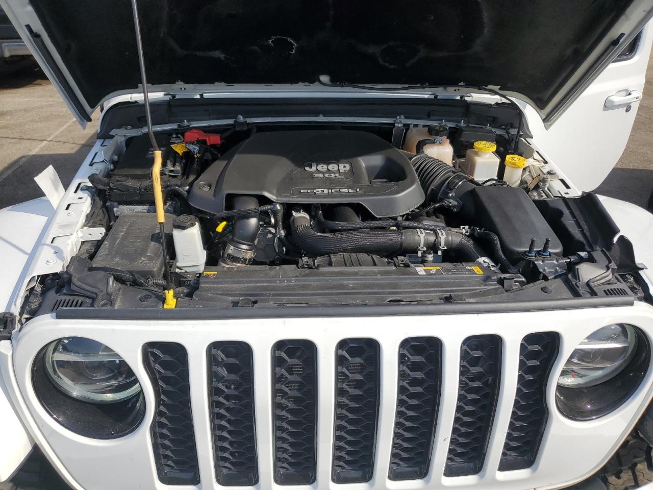 2021 Jeep Gladiator - Image 13
