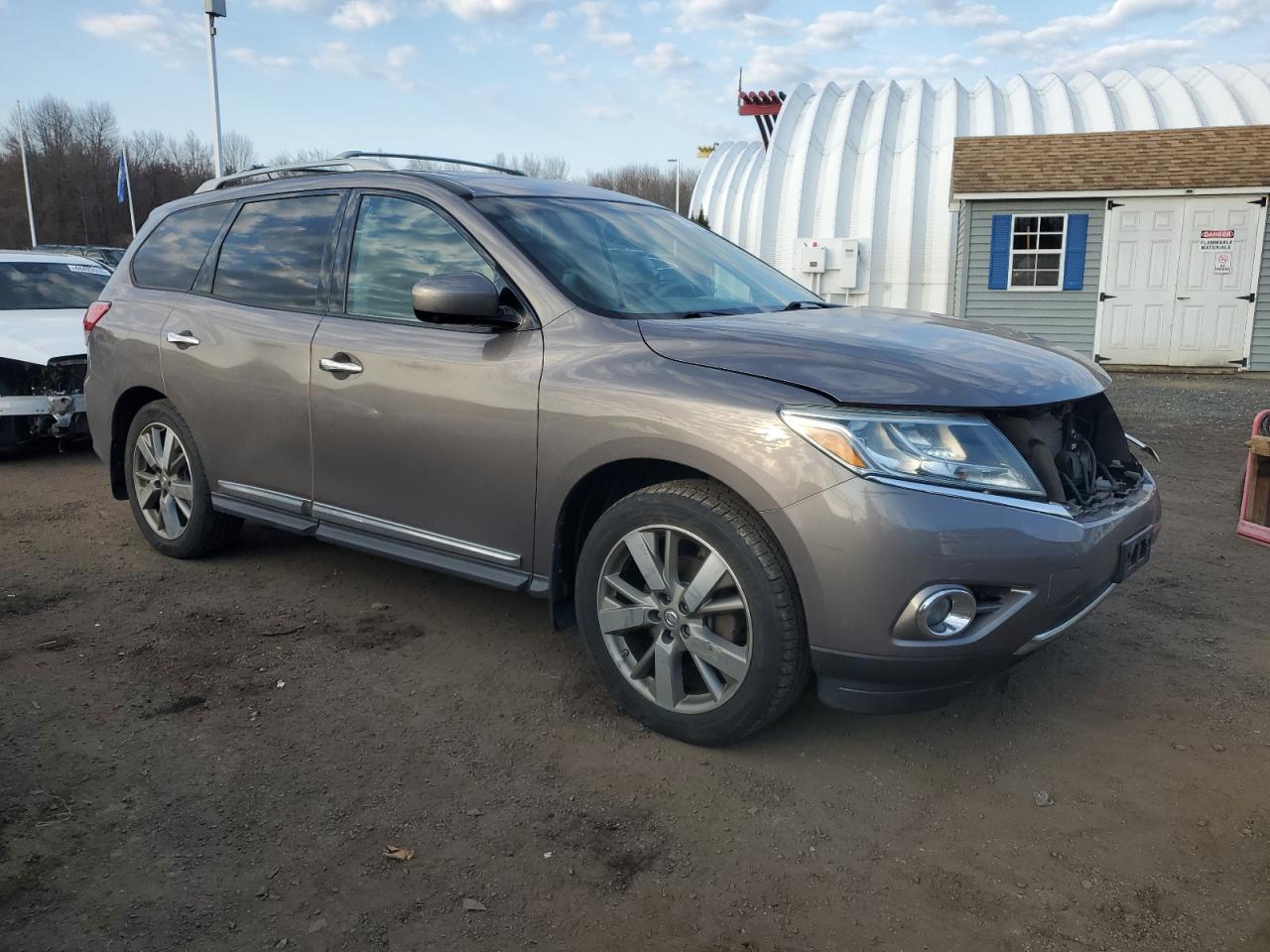 2014 Nissan Pathfinder - Image 4