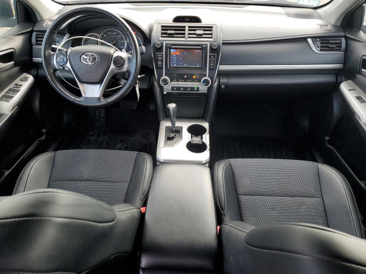 2014 Toyota Camry - Image 8