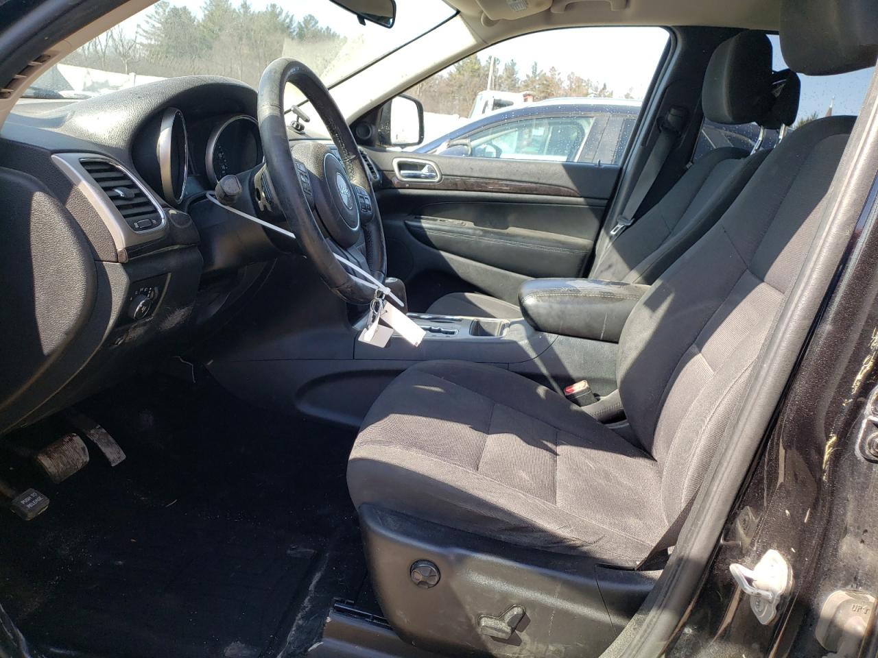 2011 Jeep Grand Cherokee - Image 7